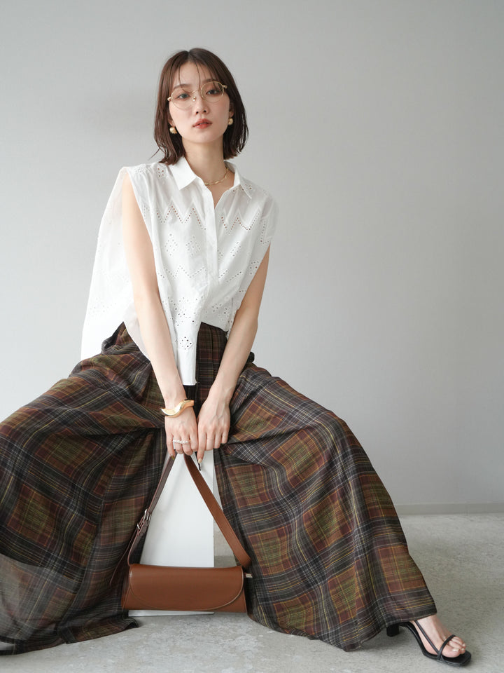 [予約]エンブロイダリーレースタックショルダーブラウス/ホワイト