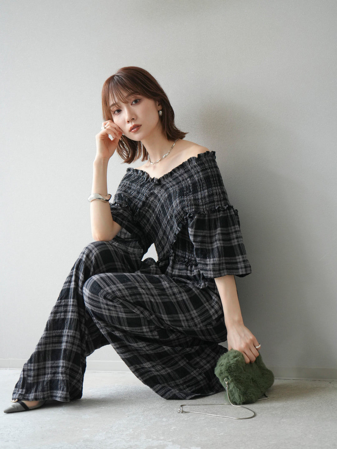 [予約]チェック柄ハーフスリーブシャーリングクロスサロペット/ブラック