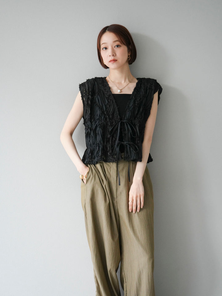 [SET] 提花蕾絲蝴蝶結上衣+麻質下擺迴力寬褲（2件套）