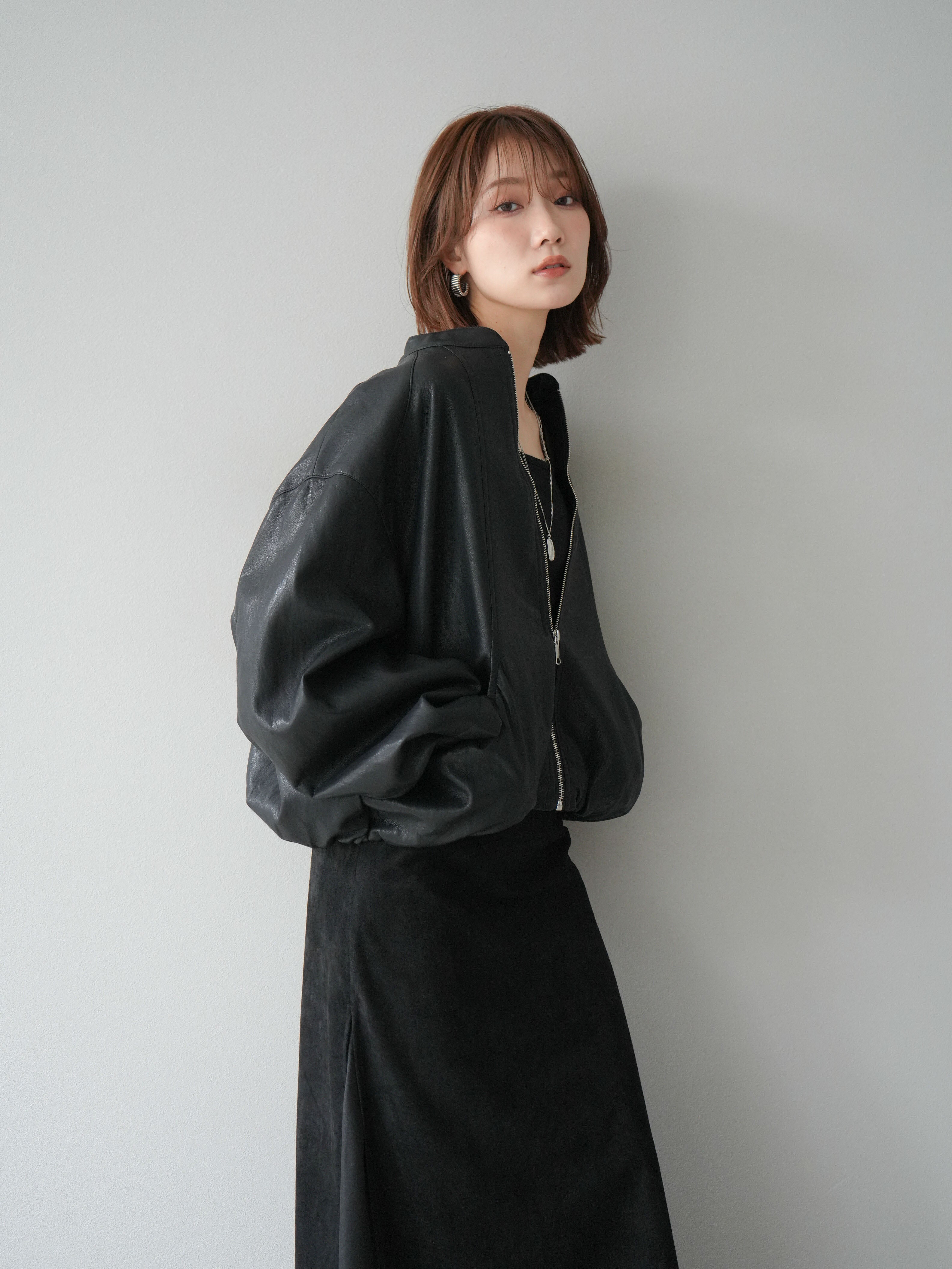 予約]フェイクレザー裾バルーンブルゾン/ブラック – Lumier