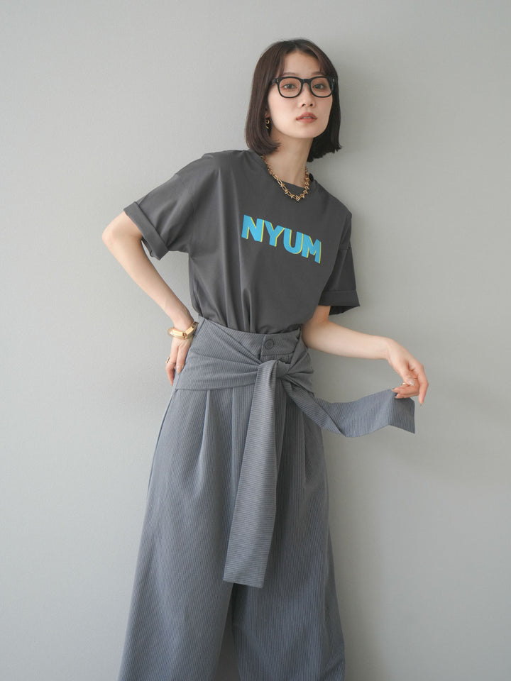 [預訂]“NYUM”標誌印花乾爽觸感棉質T卹/炭灰色