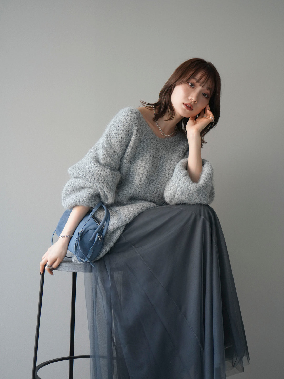 [予約]ウールタッチラメミックスヤーンVネックニットプルオーバー/lightgray