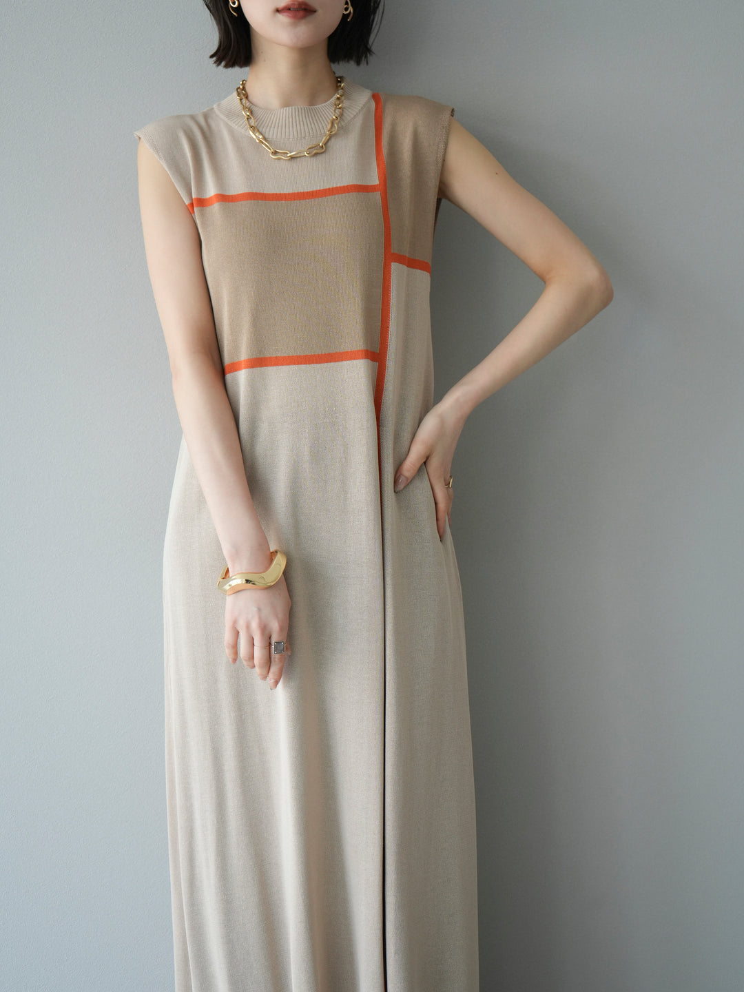 [予約]配色スリットニットワンピース/ベージュ