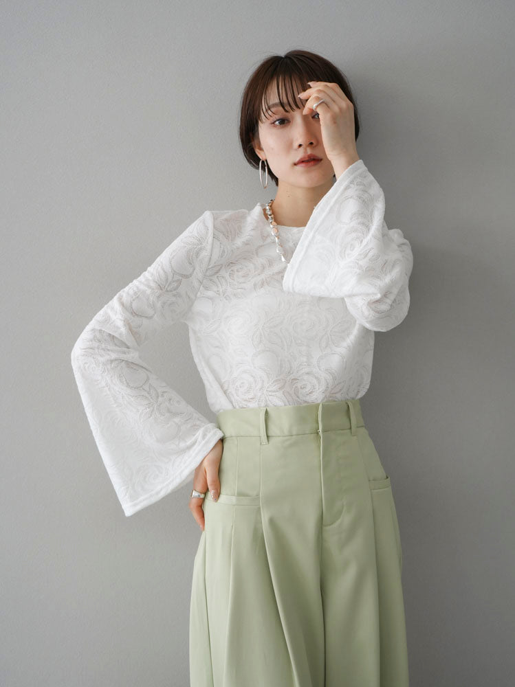 OHGA フレアスリーブ 白シャツ 