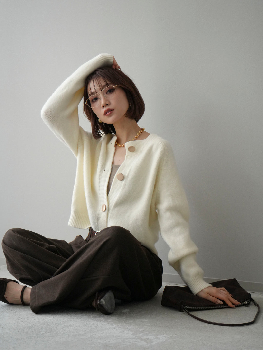 [予約]BIGボタンニットカーディガン/white