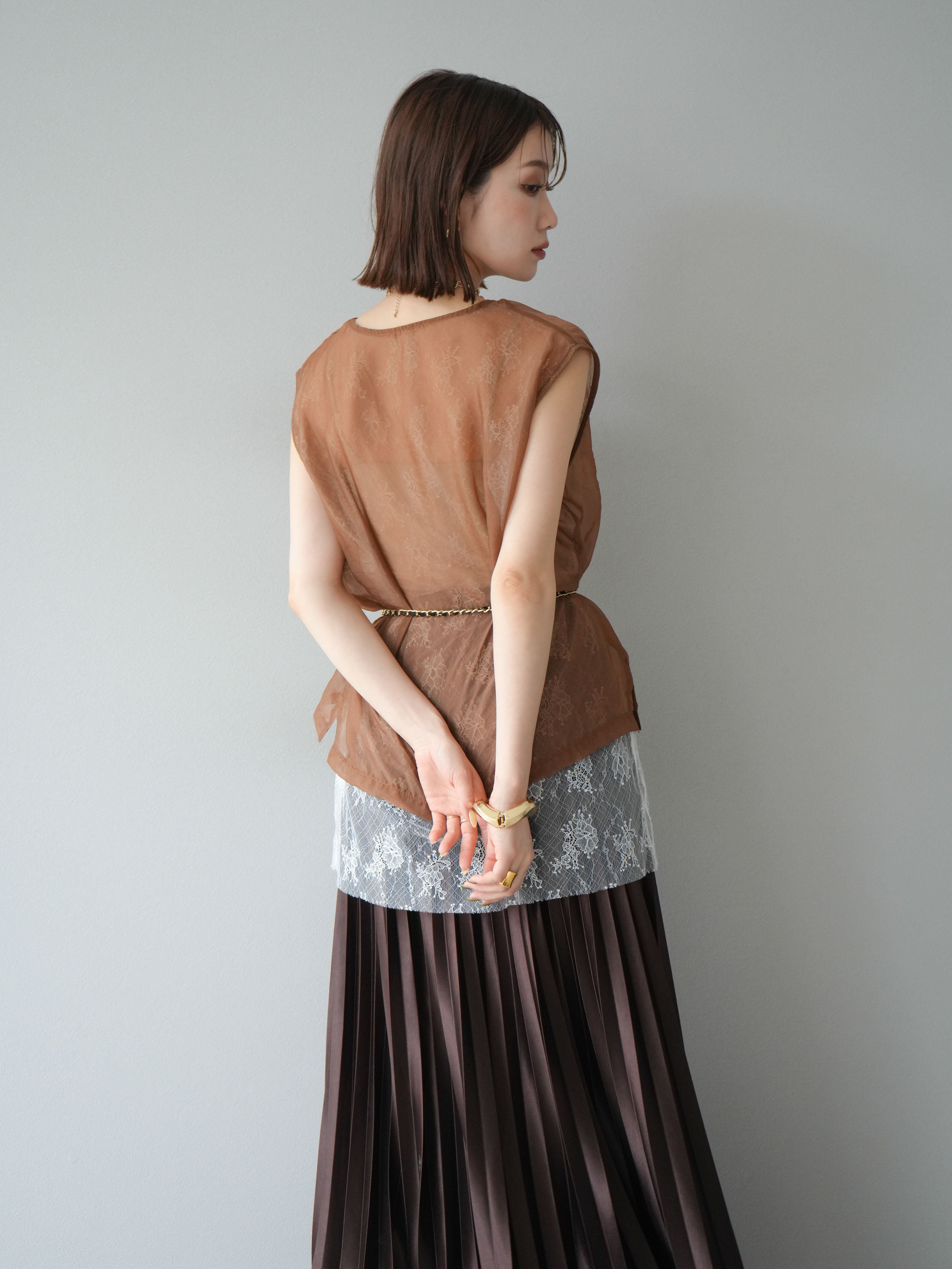 予約]レースレイヤードオーガンジートップス/ブラウン – Lumier