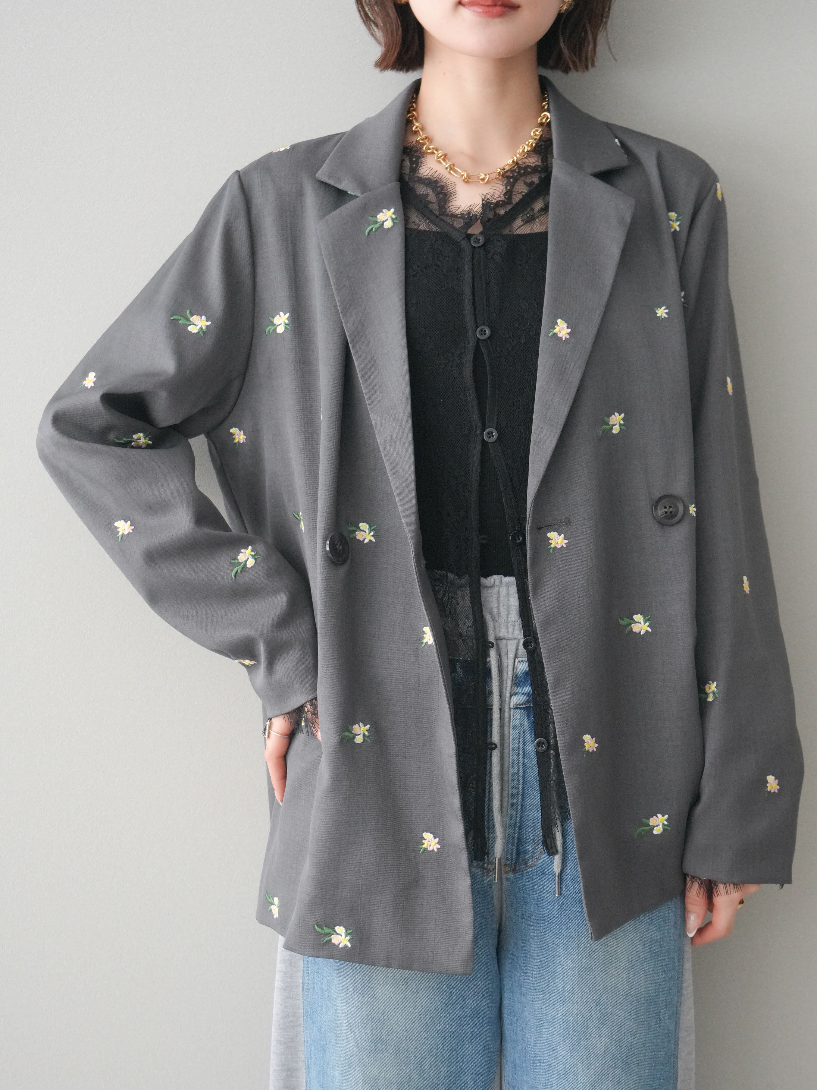 予約]フラワー刺繍テーラードジャケット/gray – Lumier