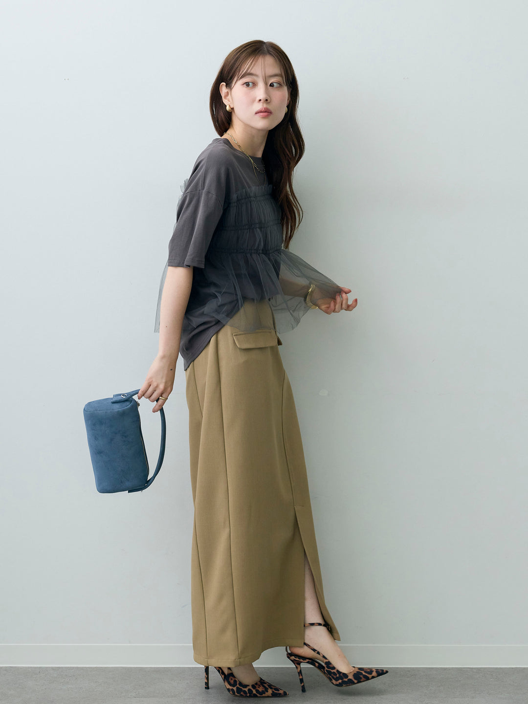 [SET]ギャザーチュールドッキングTEE+クレープデシンフラップ付きストレートスカート(2set)