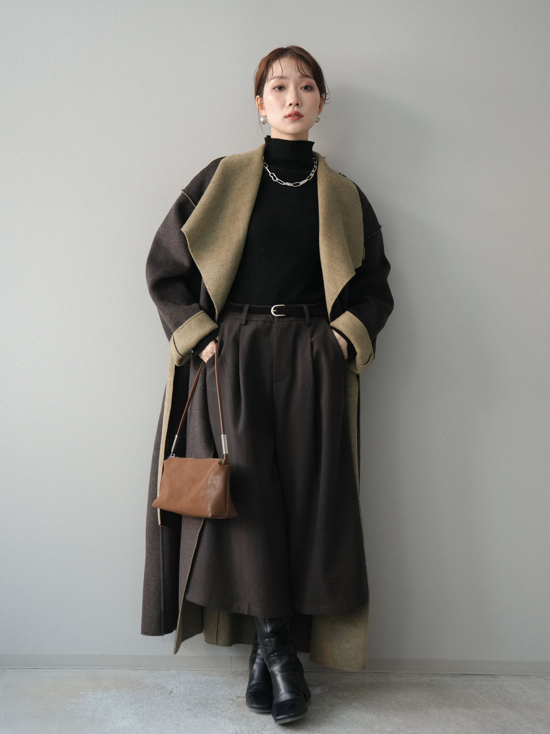 [予約]ベルト付ウールタッチミディアムパンツ/brown