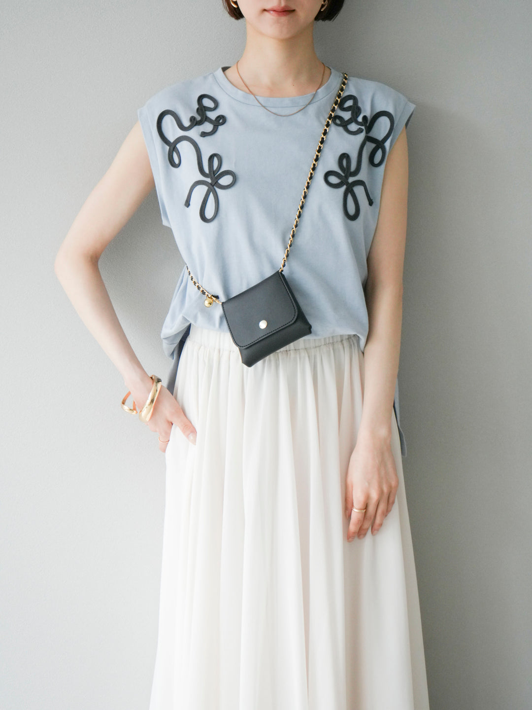 [SET] 繩繡法式袖T卹+雪紡喇叭裙（2件組）