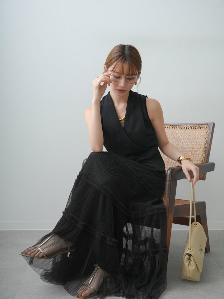 [予約]ドレープラップノースリトップス/black
