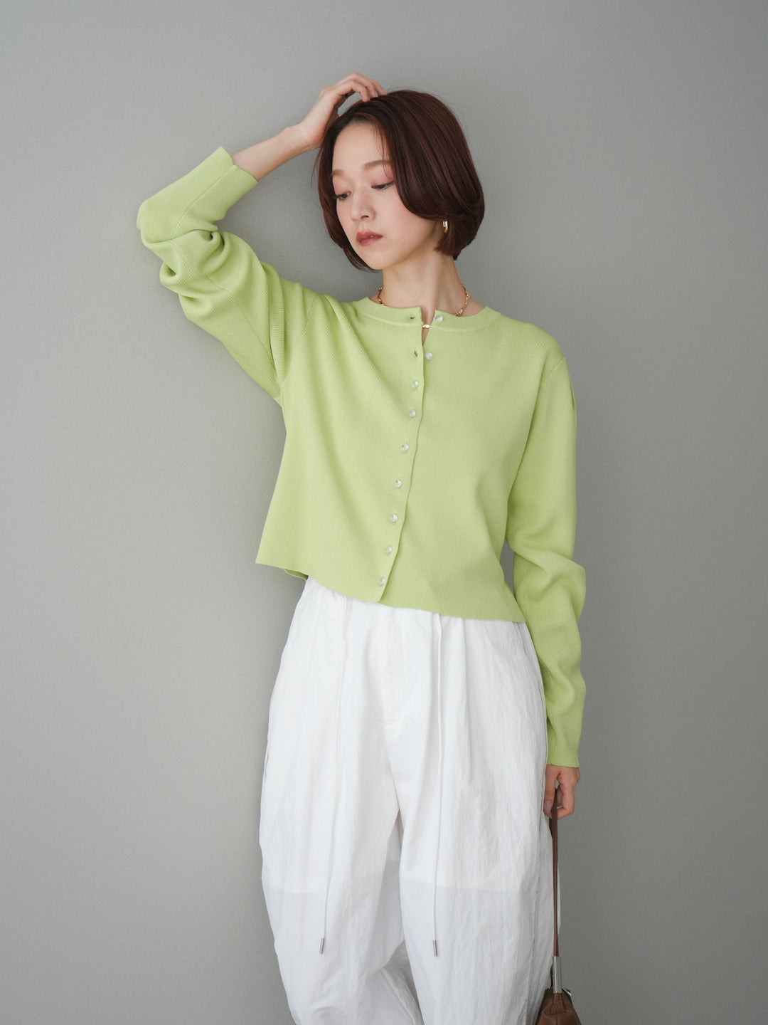 [SET]クリアボタンタックニットカーディガン+ドロストサイドラインナイロンパンツ(2set)