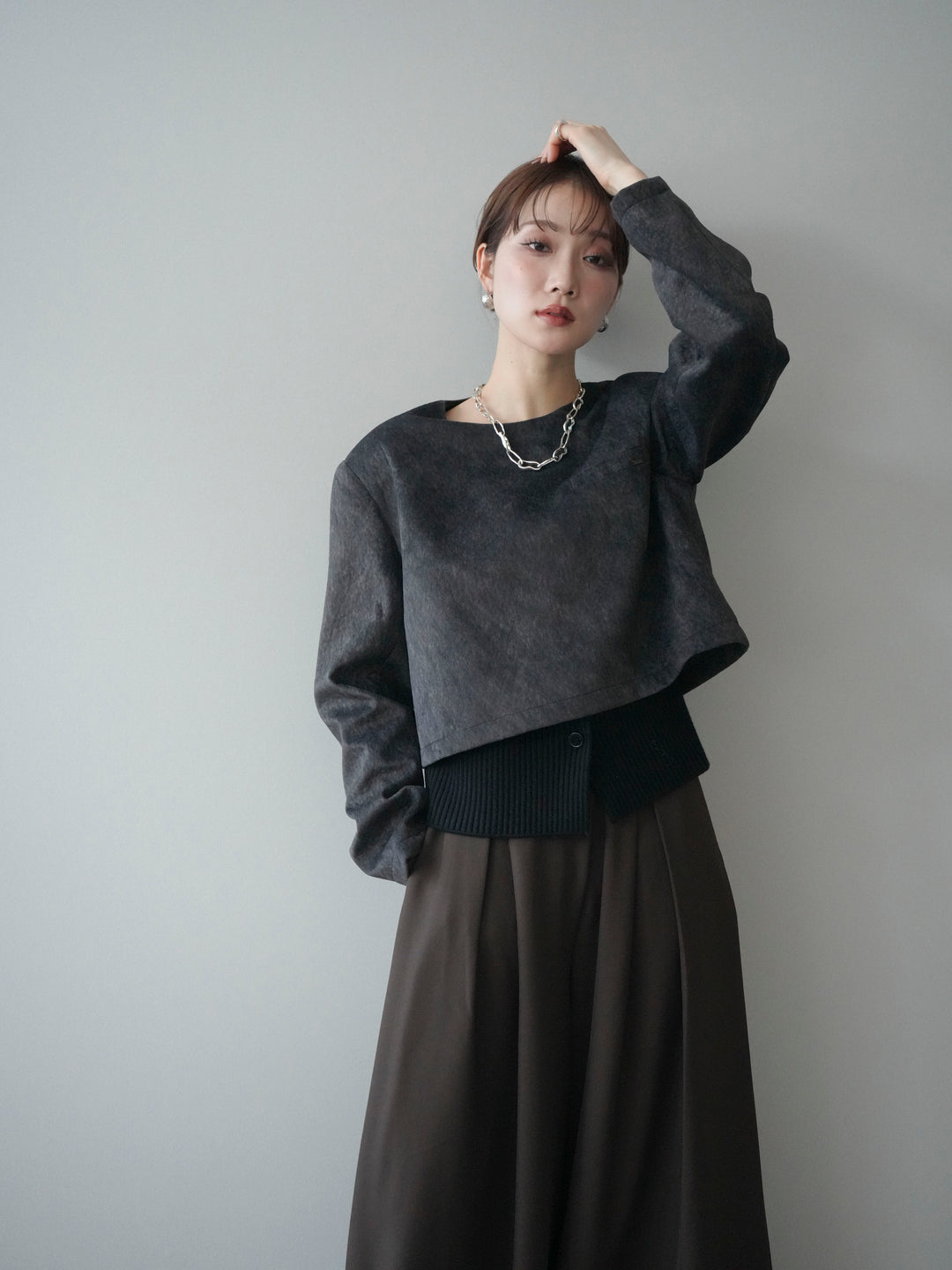 [予約]リブニットレイヤードスエードプルオーバー/charcoal