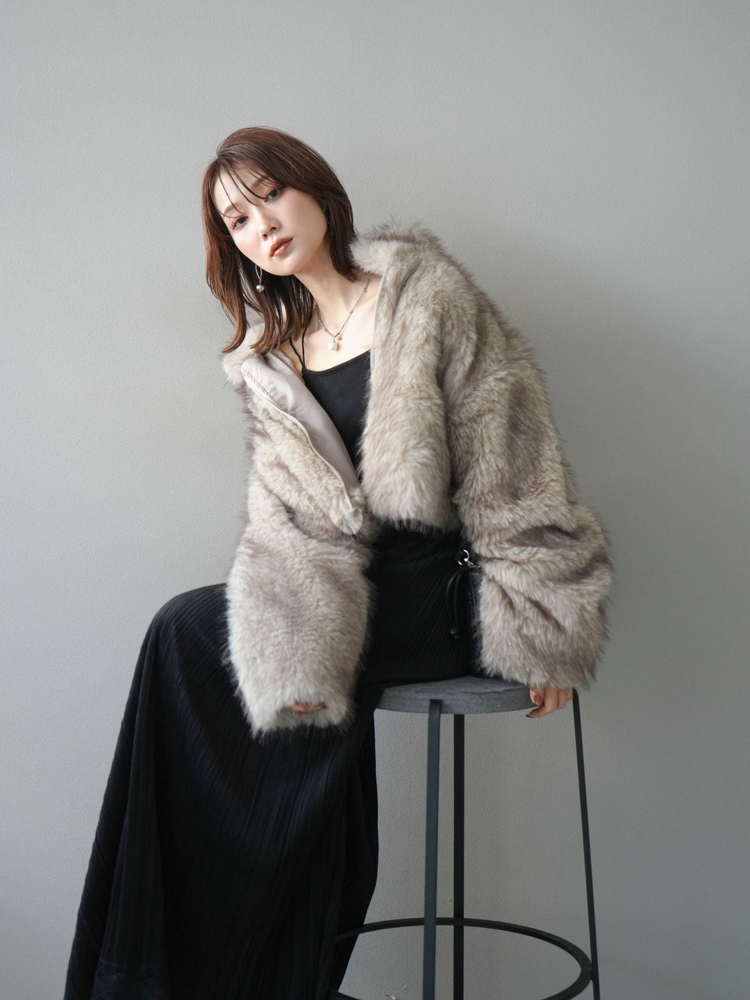 [予約]フェイクファーショートZIPジャケット/beigemix