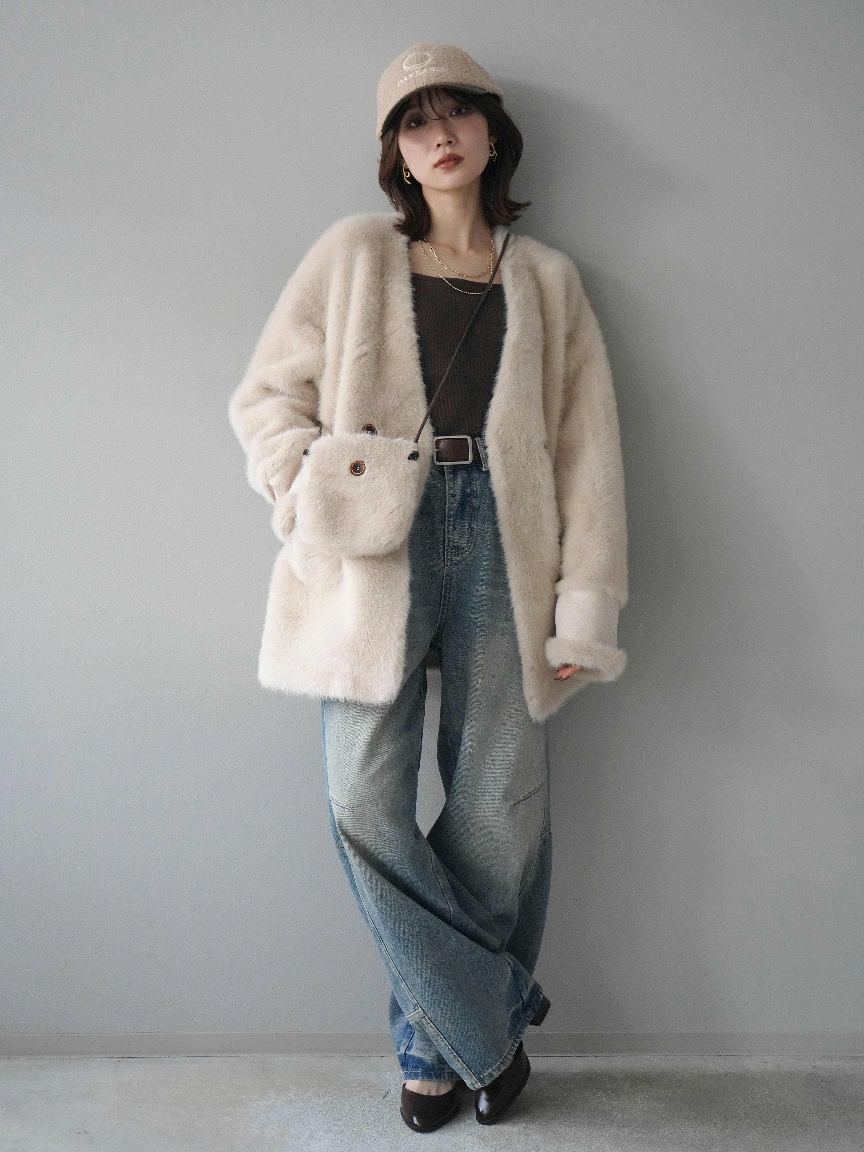 SET]バッグ付エコファーノーカラーコート+ベルト付カーブデニムパンツ