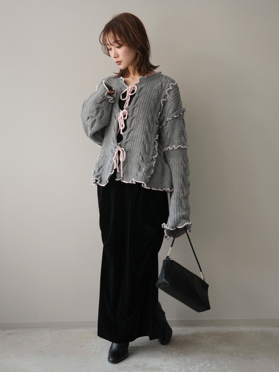 [SET]フロントリボン配色メローニットカーディガン+ギャザーベロアスカート(2set)