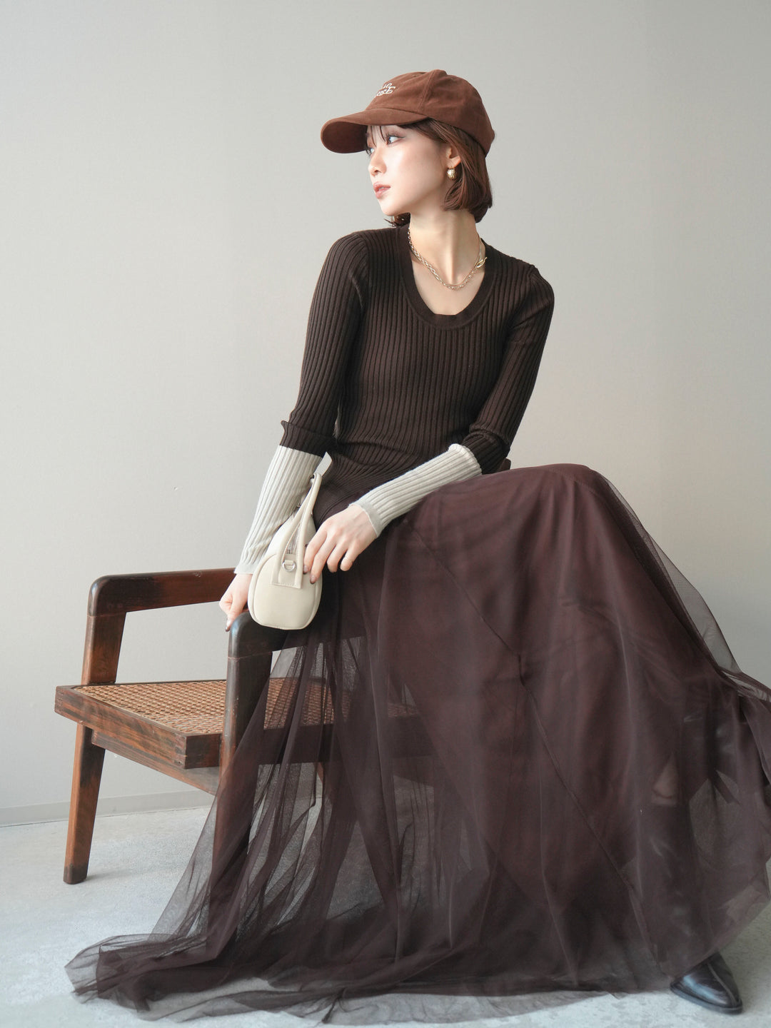 [予約]袖配色ランダムリブフロントスリットニットトップス/brown