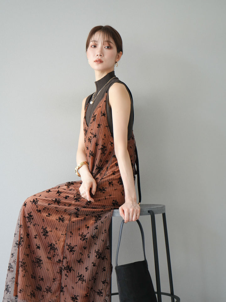 [SET]フロッキーチュールレイヤードベロアキャミワンピース+プチネックセンターシームノースリーニットトップス(2set)