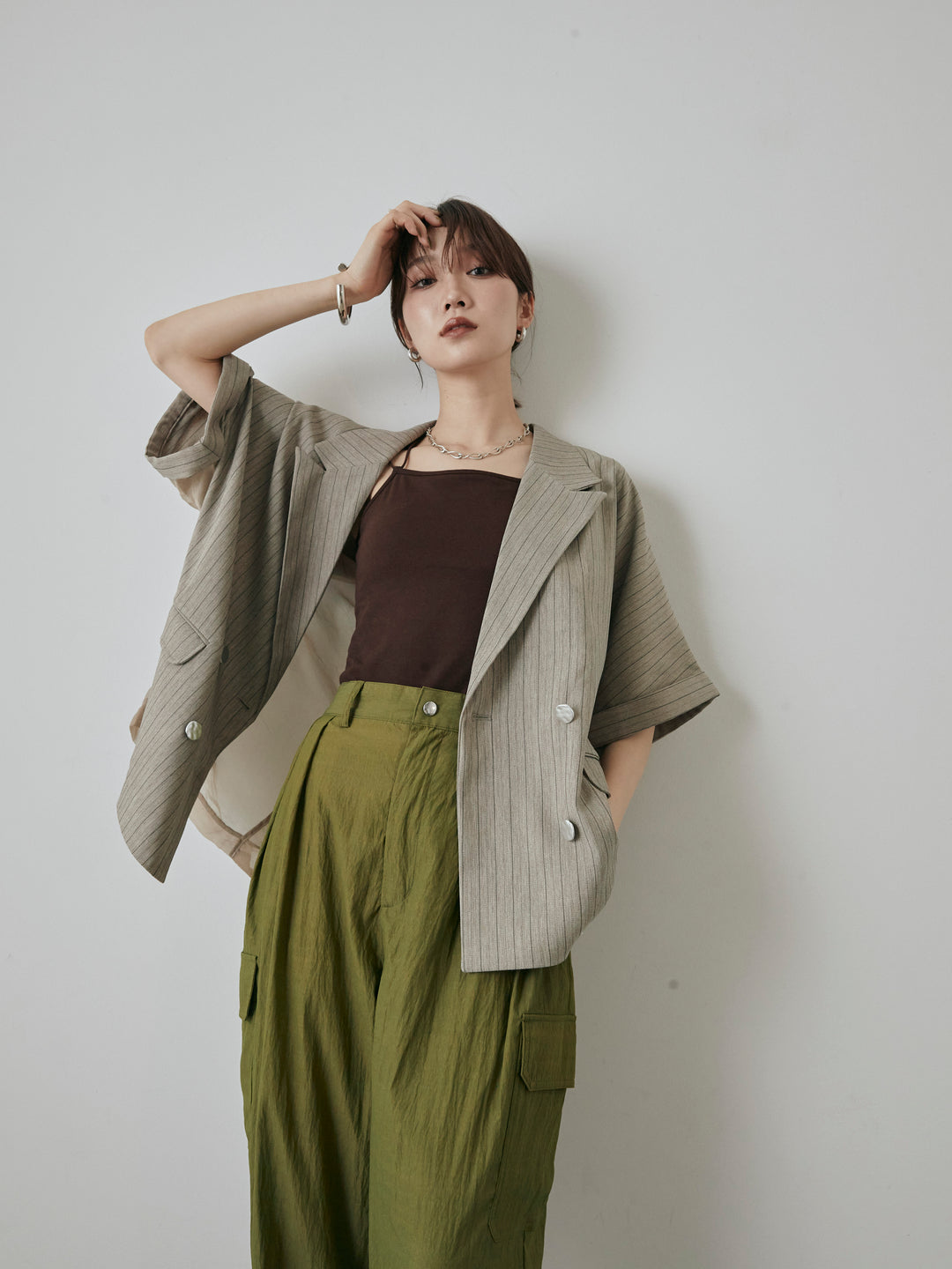 [予約]バックオーガンジーヘリンボーンストライプハーフジャケット/グレージュ