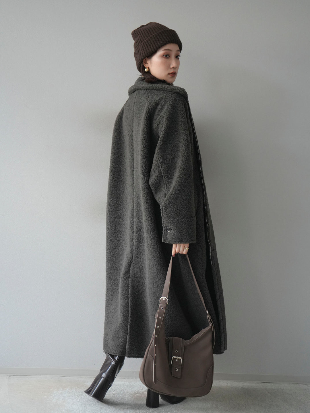 [予約]ボアxムートンロングコート/charcoal