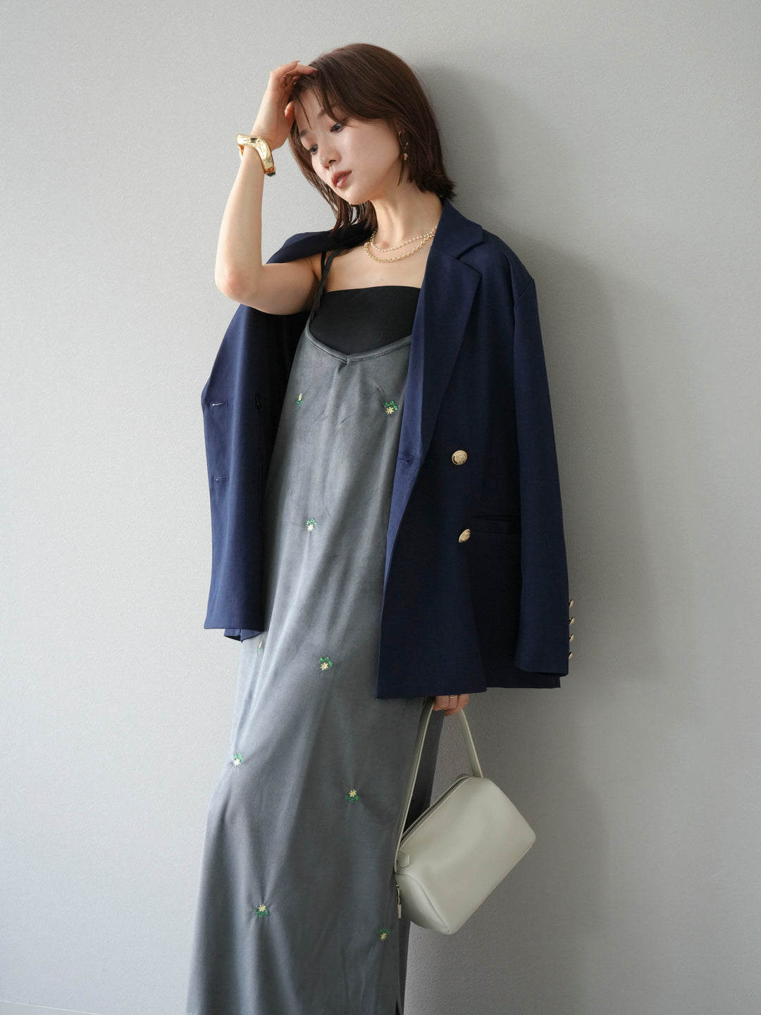 [予約]フラワー刺繍ベロアキャミワンピース/グレー