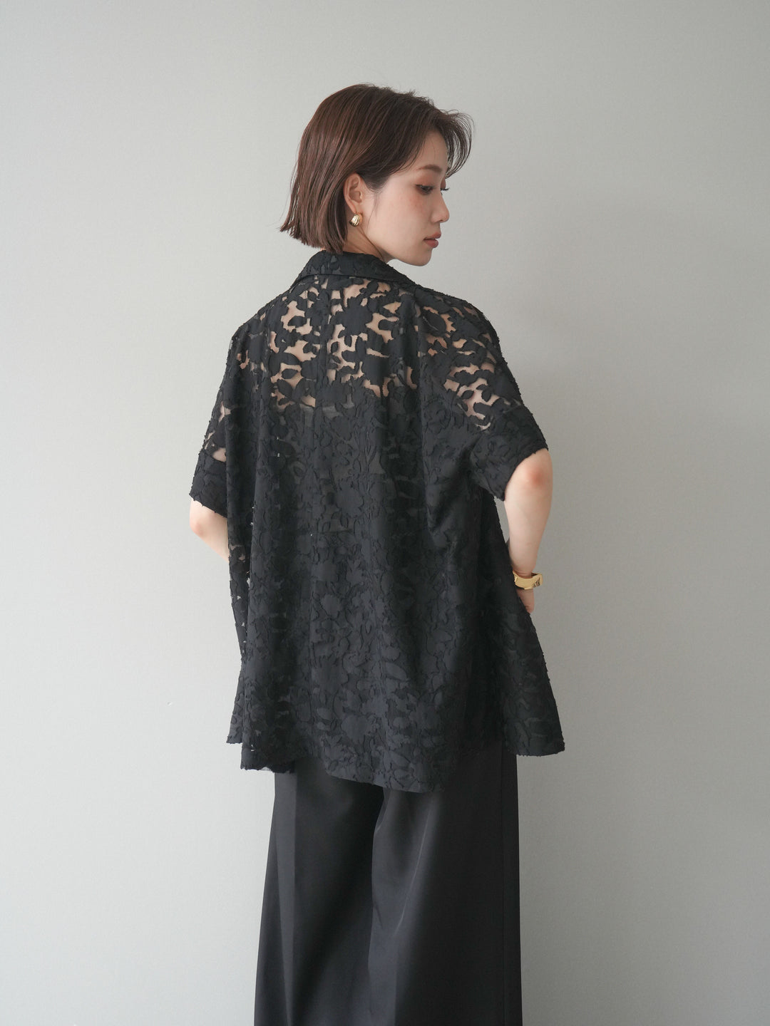 【套裝】花朵蕾絲短袖外套+垂褶收腰帶環長褲（兩件套）