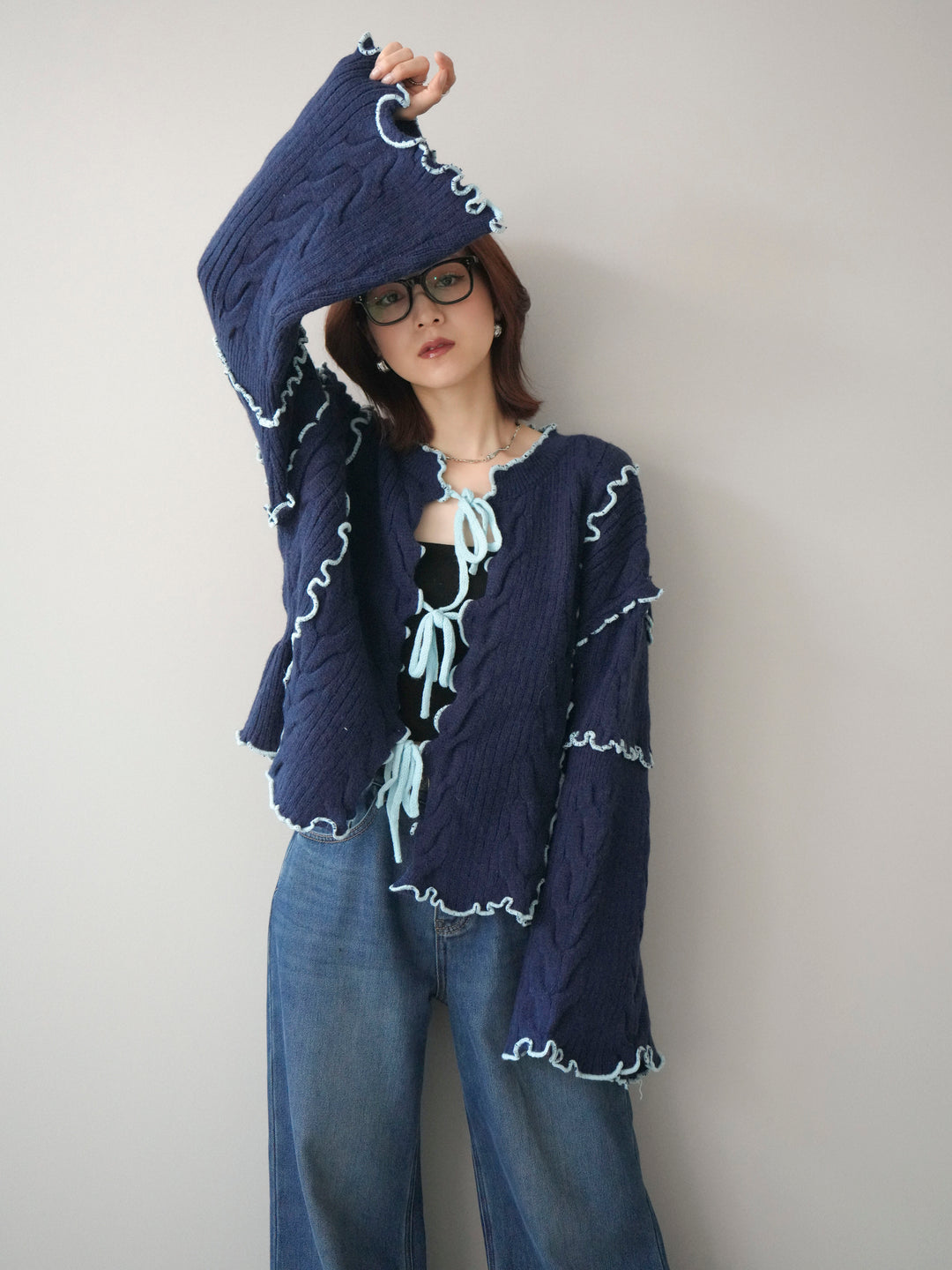 [SET]フロントリボン配色メローニットカーディガン+裏起毛裾フリンジワイドデニムパンツ(2set)