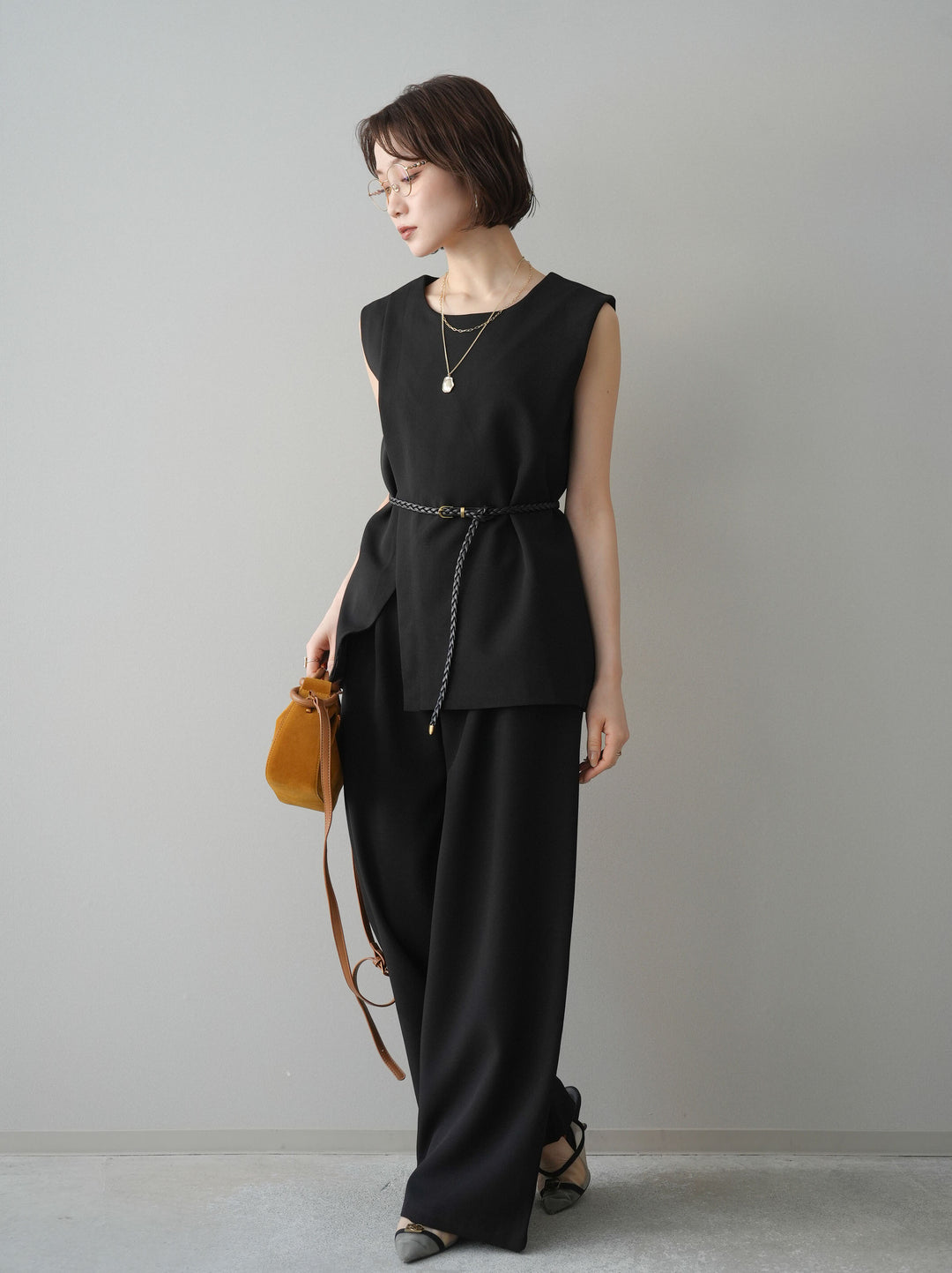 [SET]ベルト付ノースリーブトップス＆ワイドパンツSETUP