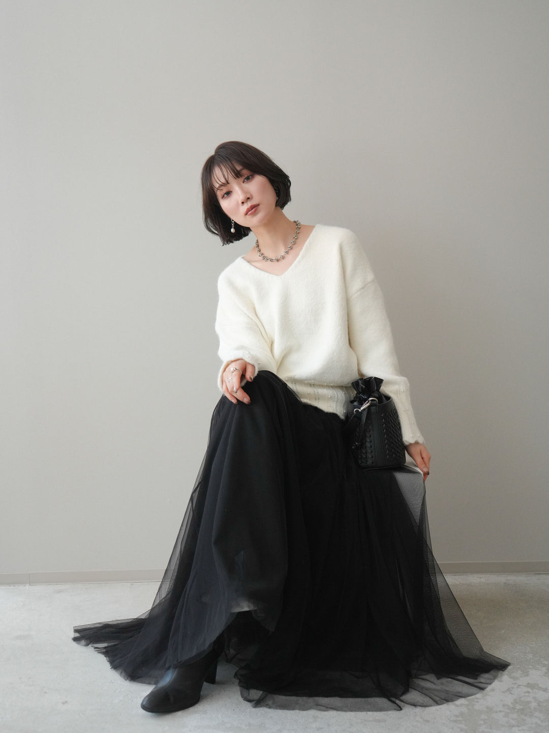 [SET]パールフリルリブヘムニットプルオーバー+選べるアクセセット(2set)