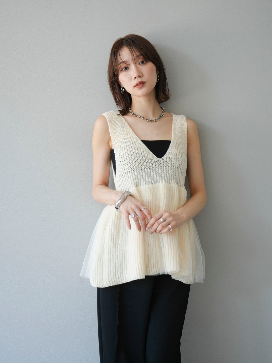 [予約]チュールレイヤードペプラムニットベスト/アイボリー