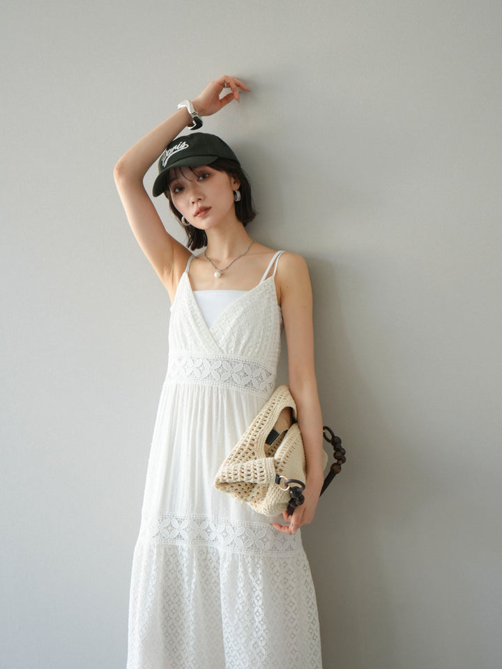 [SET] 蕾絲花邊吊帶裙+網紗羅紋罩杯吊帶背心（2件組）