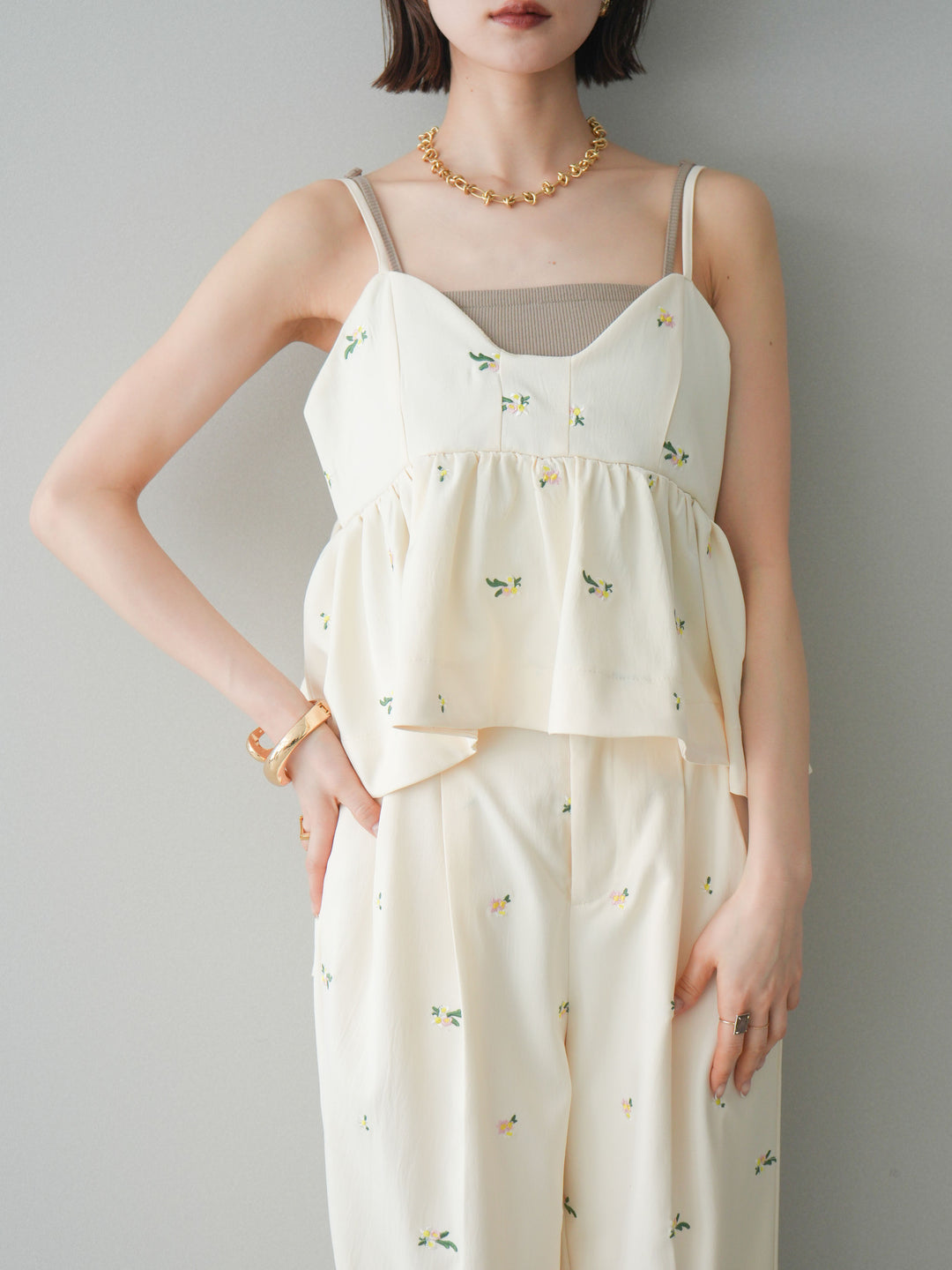 [SET]フラワー刺繍ビスチェ+フラワー刺繍タックパンツ(2set)