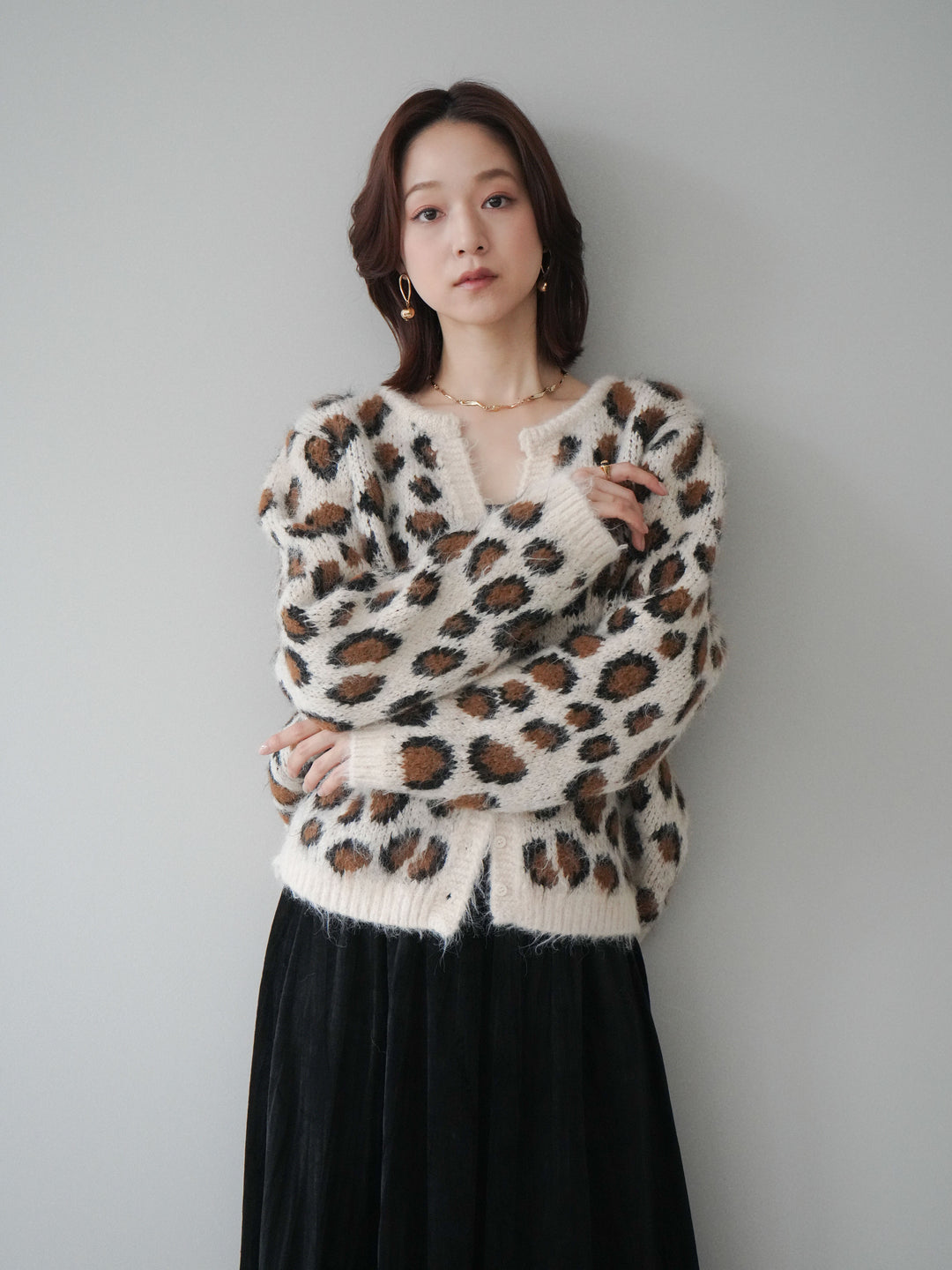 [SET]モヘアタッチレオパード柄ニットカーディガン+ワッシャーベロアプリーツスカート(2set)