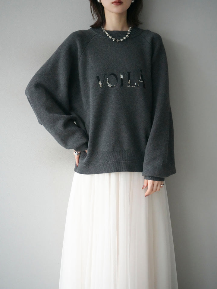 [予約]スウェットライクビーズロゴ刺繍ニットプルオーバー/charcoal