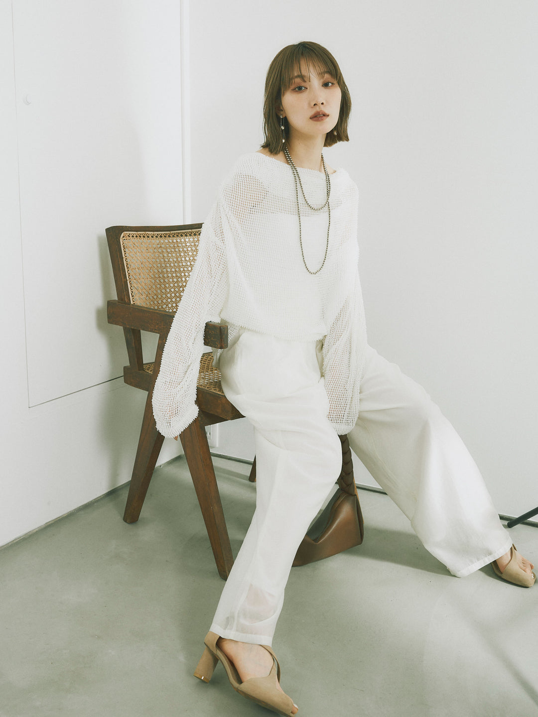 [SET] 後背垂墜網眼套頭衫 + 透明萊賽爾三折寬褲 (2 套)