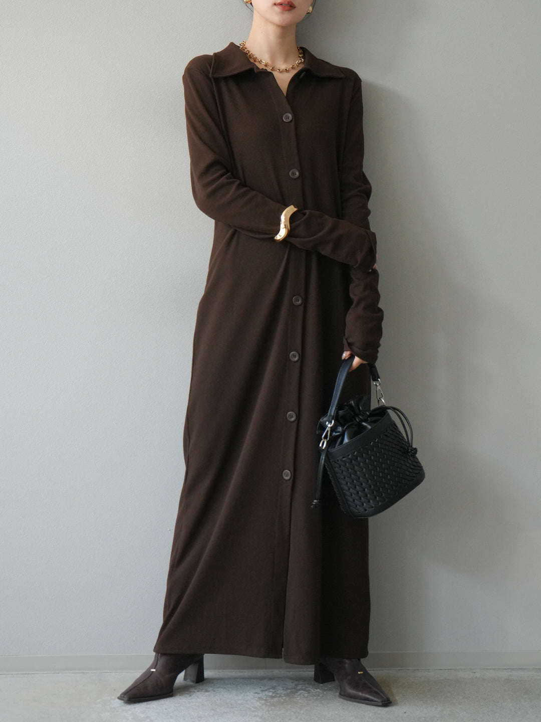 [予約]襟付きカットリブボタンワンピース/ブラウン
