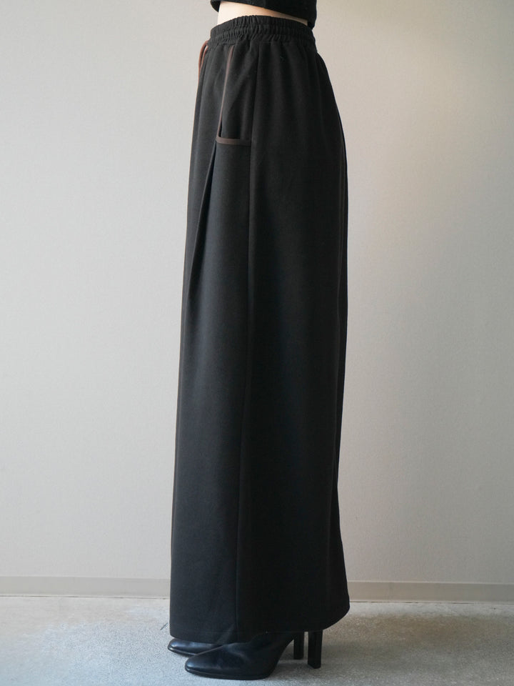 [予約]配色パイピングIラインスカート/black