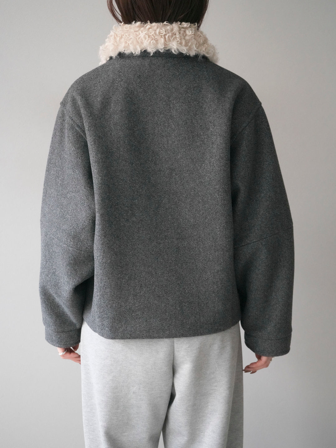 [予約]ロービングボアえりブルゾン/charcoal