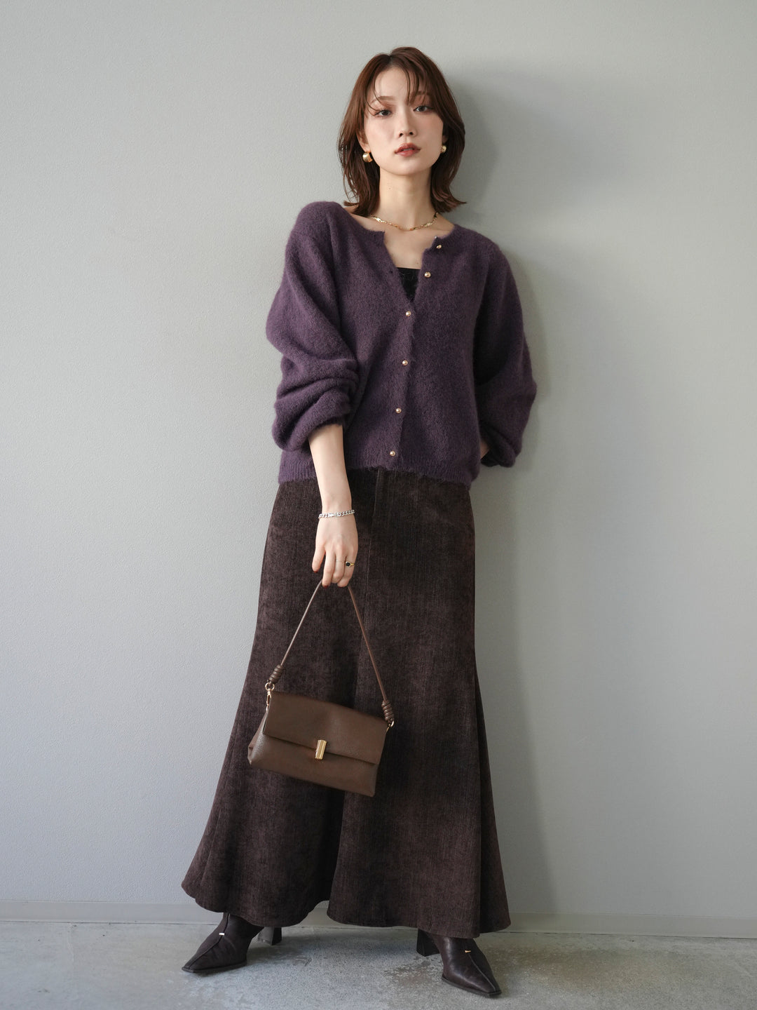 [SET]ゴールドボタンニットカーディガン+ベルベットマーメイドスカート(2set)