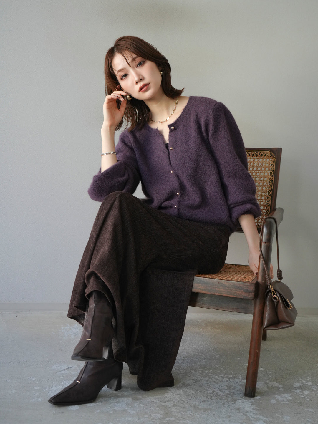 [SET]ゴールドボタンニットカーディガン+ベルベットマーメイドスカート(2set)