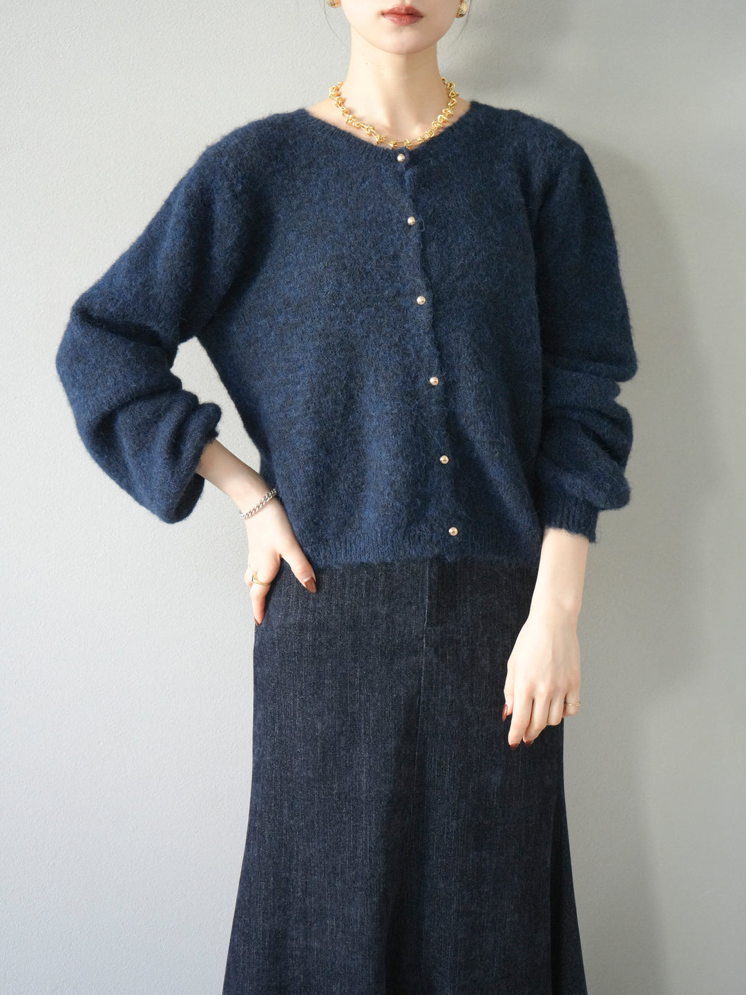 [予約]ゴールドボタンニットカーディガン/navy