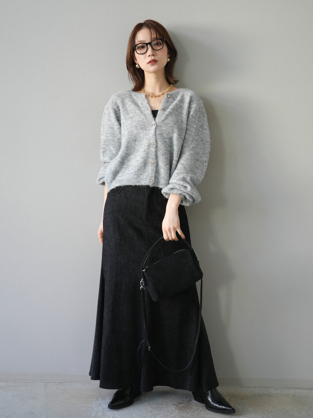 [SET]ゴールドボタンニットカーディガン+ベルベットマーメイドスカート(2set)