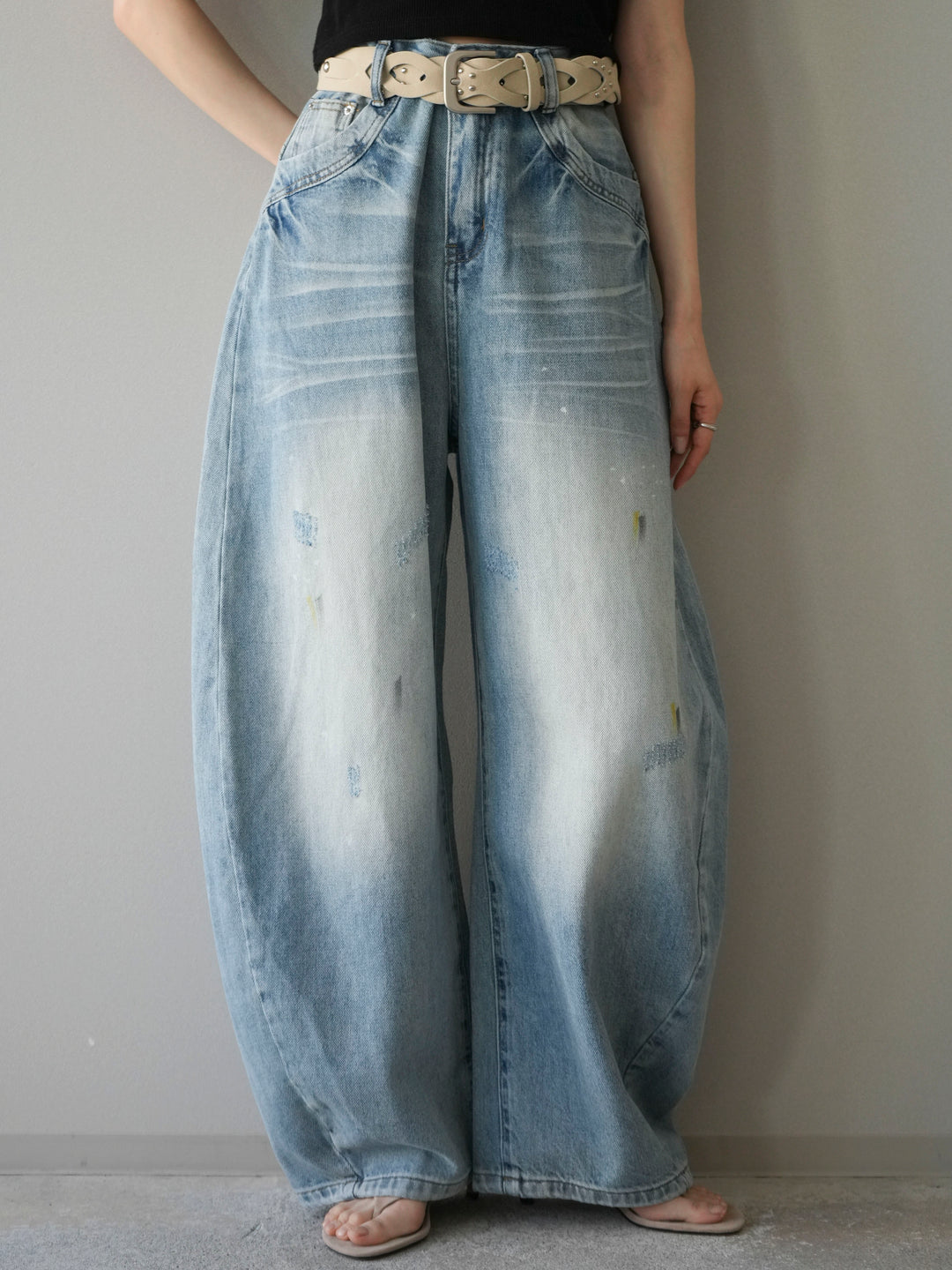 [予約]ベルト付ペイント加工カーブデニムパンツ/lightblue