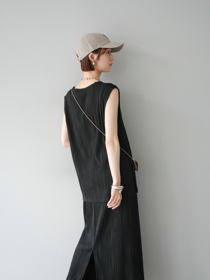 [SET]ウェーブパイピングVネックベスト+カップ付テレコリブベアキャミソール(2set)