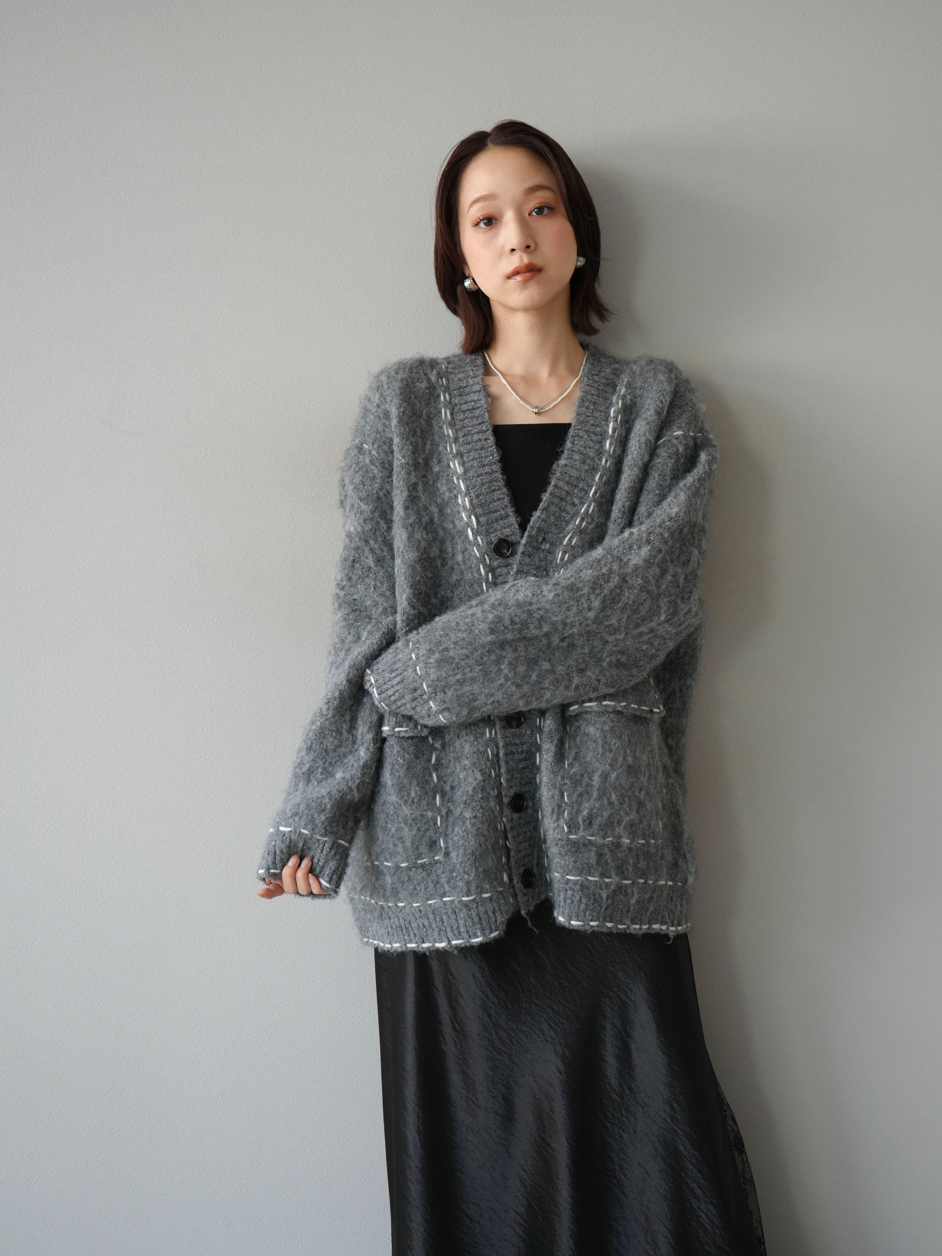 24AWツインレイヤードニットカーディガンブラック バイカラーレイヤード風カーディガン | ファッション通販サイト NUGU