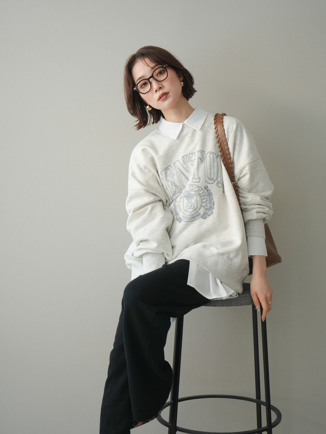 [SET]カレッジロゴ刺繍BIGスウェットプルオーバー+スウェットフレアパンツ(2set)