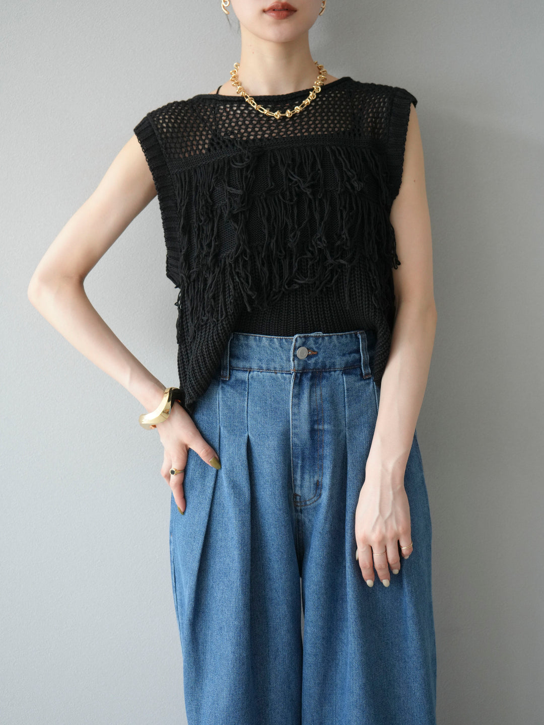 【預購】鏤空流蘇針織上衣/黑色
