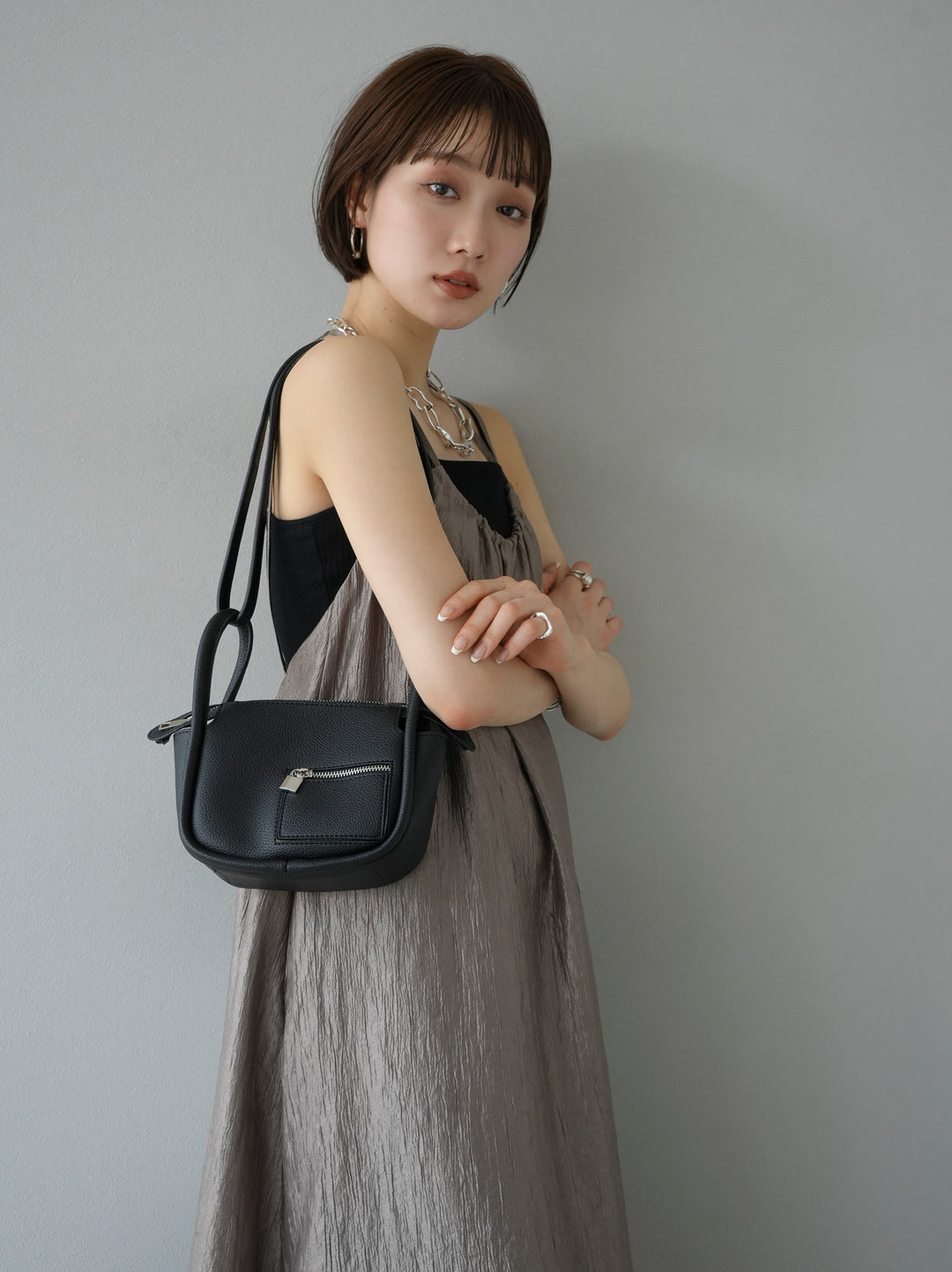 [Pre-order] Synthetic leather design shoulder bag/Black
