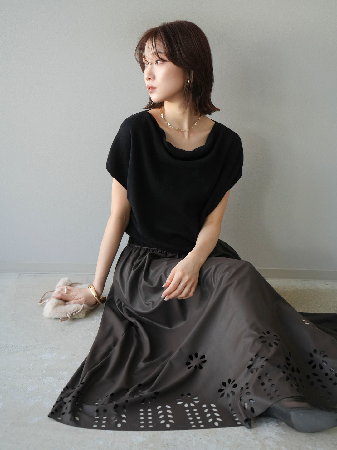 [予約]ドレープドルマンフレンチスリーブニットトップス/ブラック