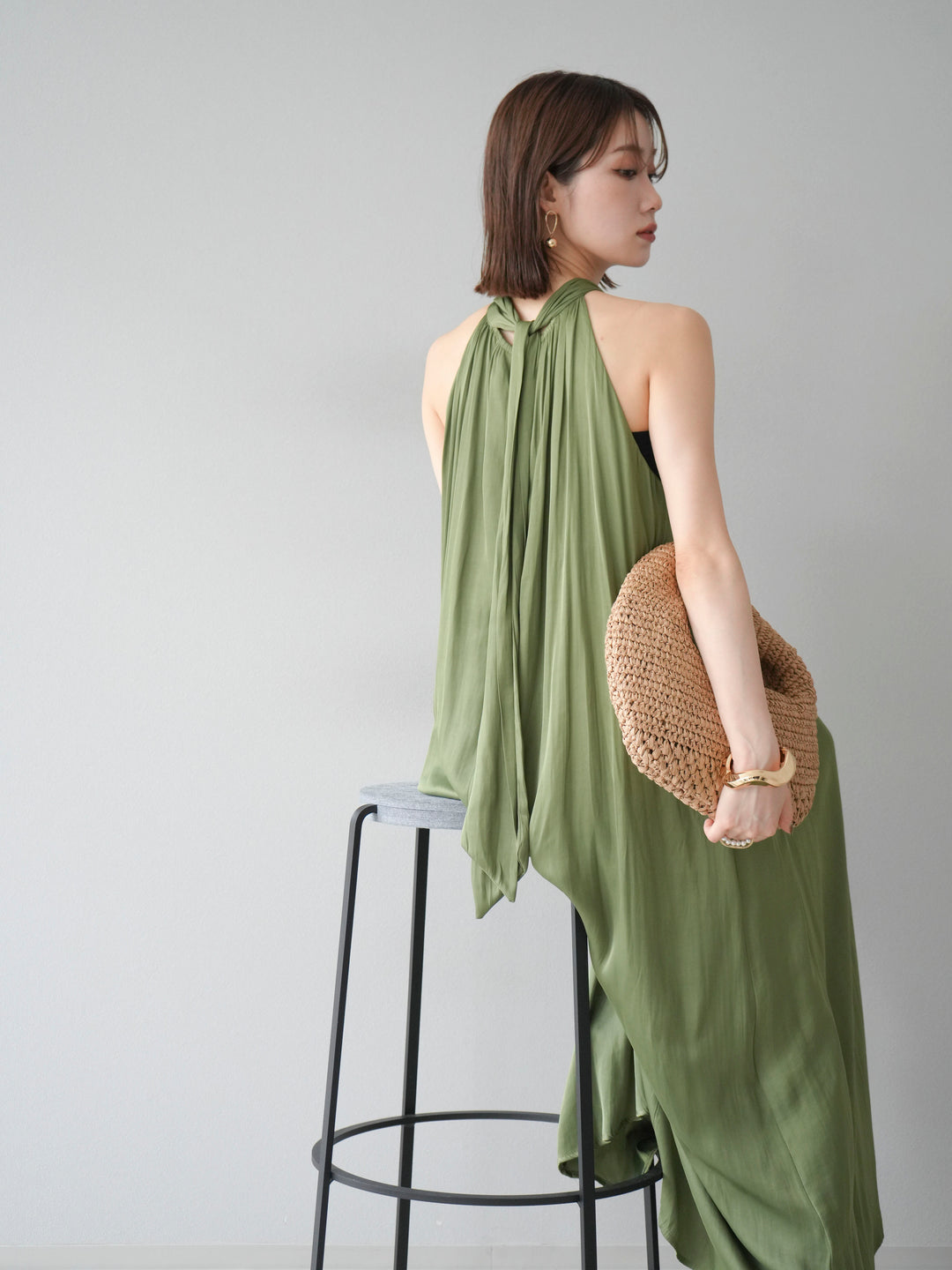 [予約]シャイニーホルターワンピース/グリーン